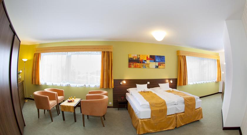 Hotel Active Prachatice Quarto foto